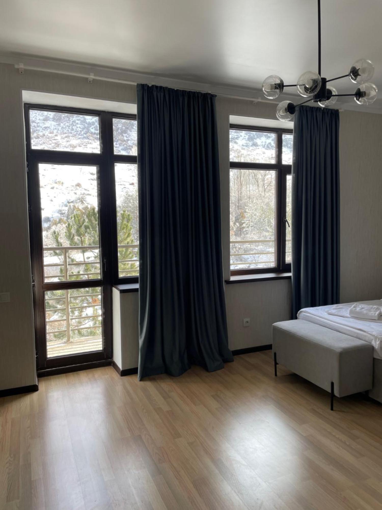 Issyk Ata Retreat Gorno-Serafimovka Exterior foto